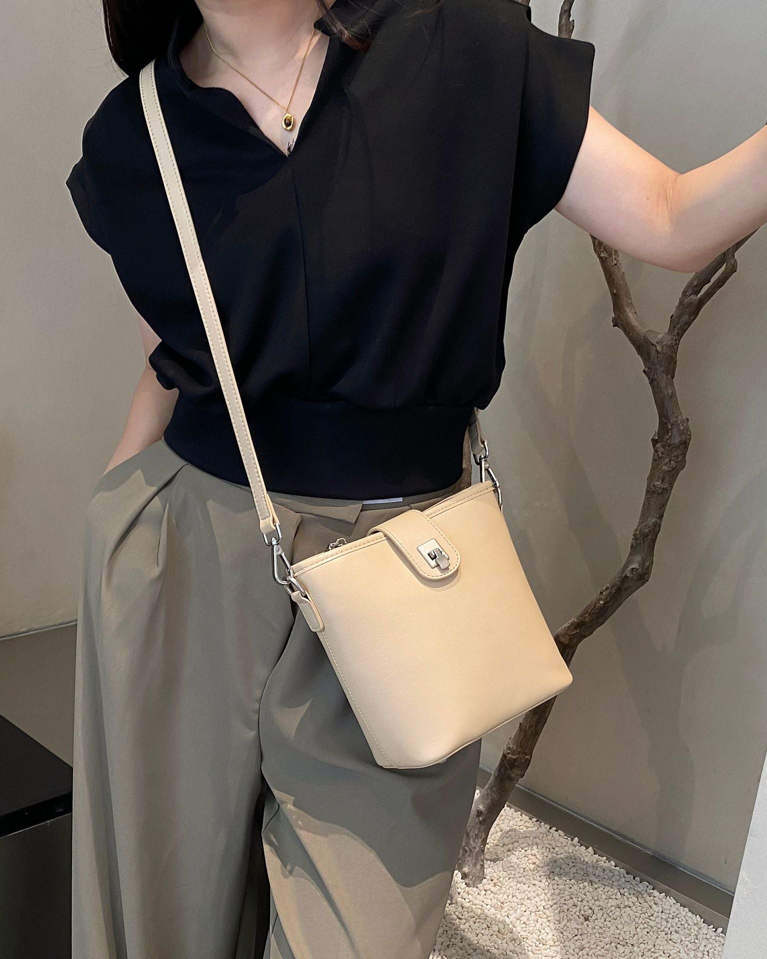 Retro Cube Cream Beige Leather Crossbody & Mini Bucket Shoulder Bag