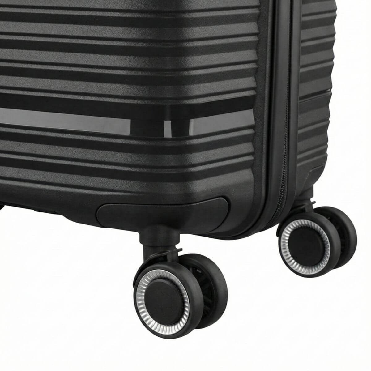 StratoLine suitcase 360-degree spinner wheels close-up on reinforced corner base.