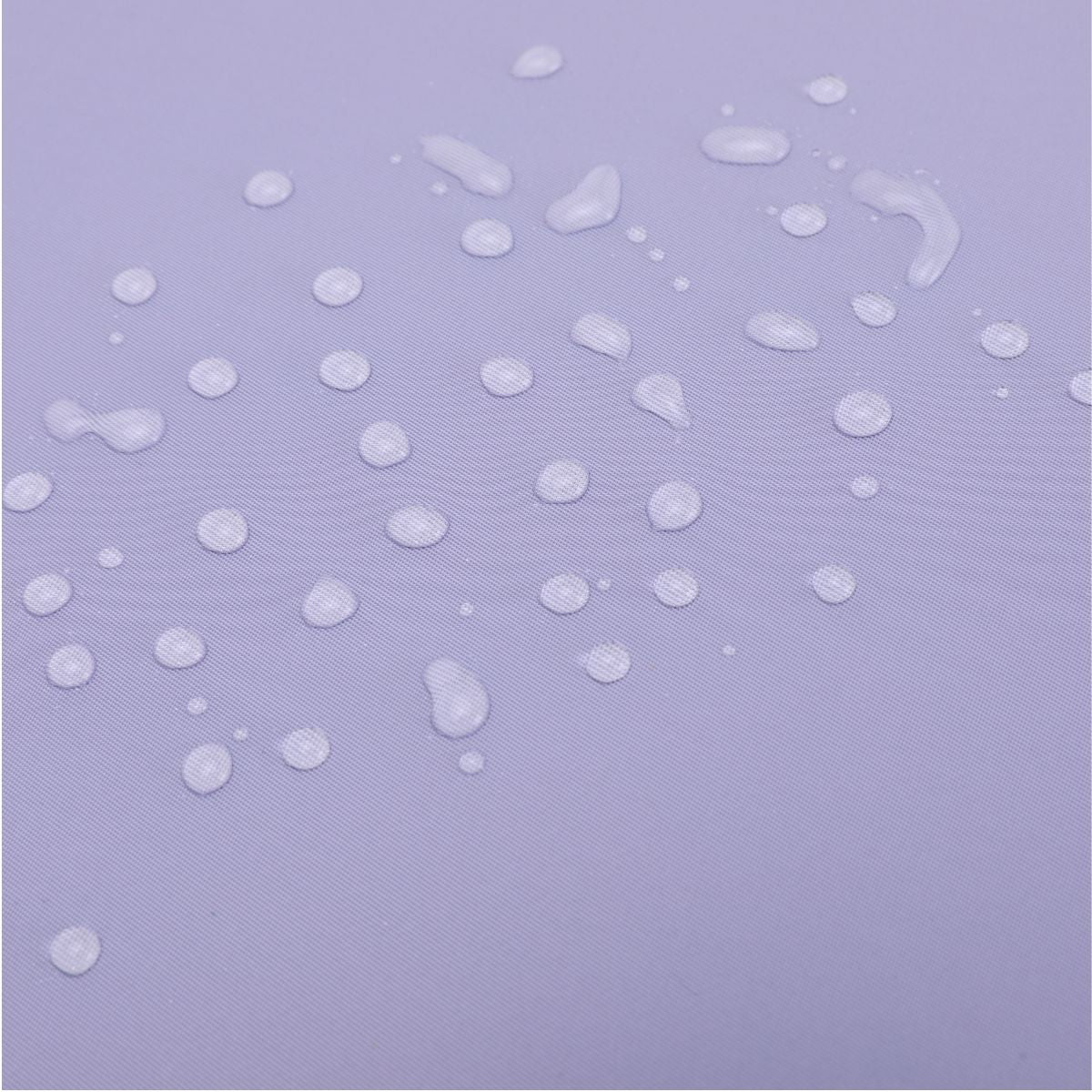 Urbaneo 64cm softside medium check in suitcase — water droplets beading on the water-repellent twill nylon